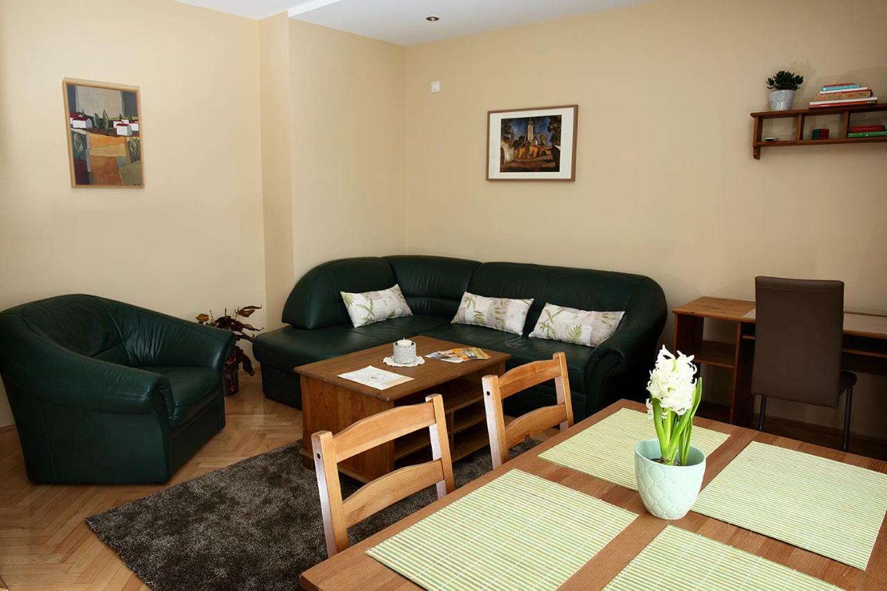 Ecomfort Apartment Kecskemet Luaran gambar